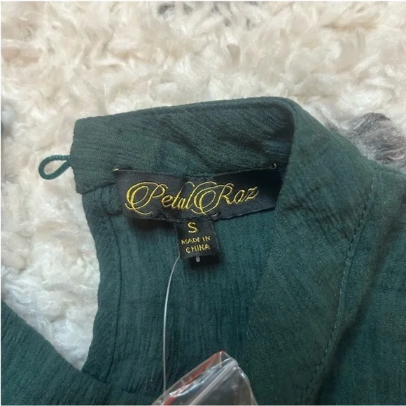 Petal Roz green tiered mini dress - Picture 4 of 4